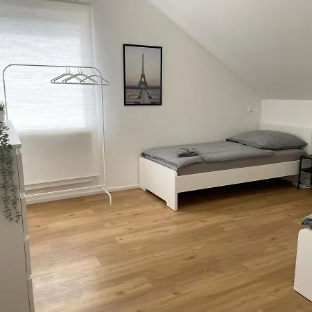 Moderne Mit 5 Betten In Pfaffenhofen-baden-wuerttemberg Appartement *